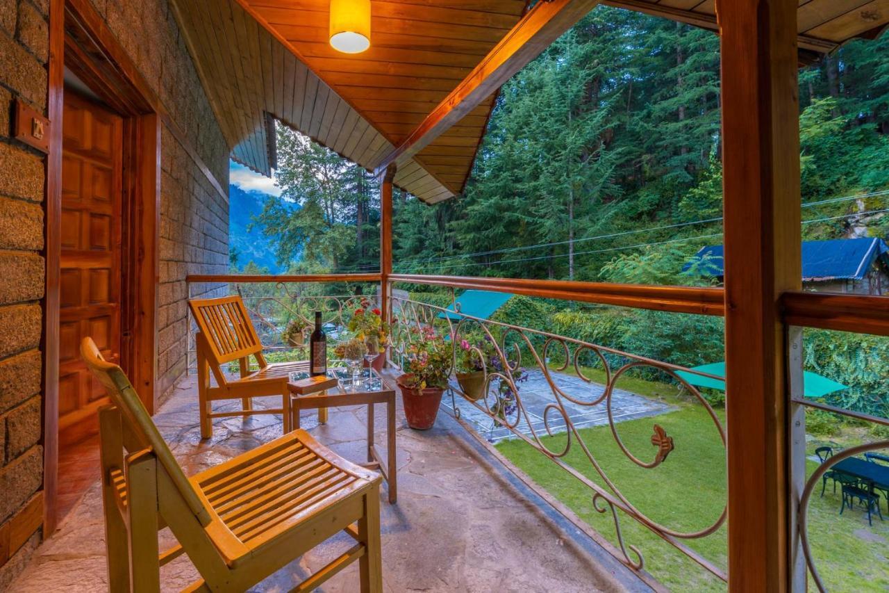 Stayvista At Casa Bella Vista- Mall Road Manali  Exterior photo